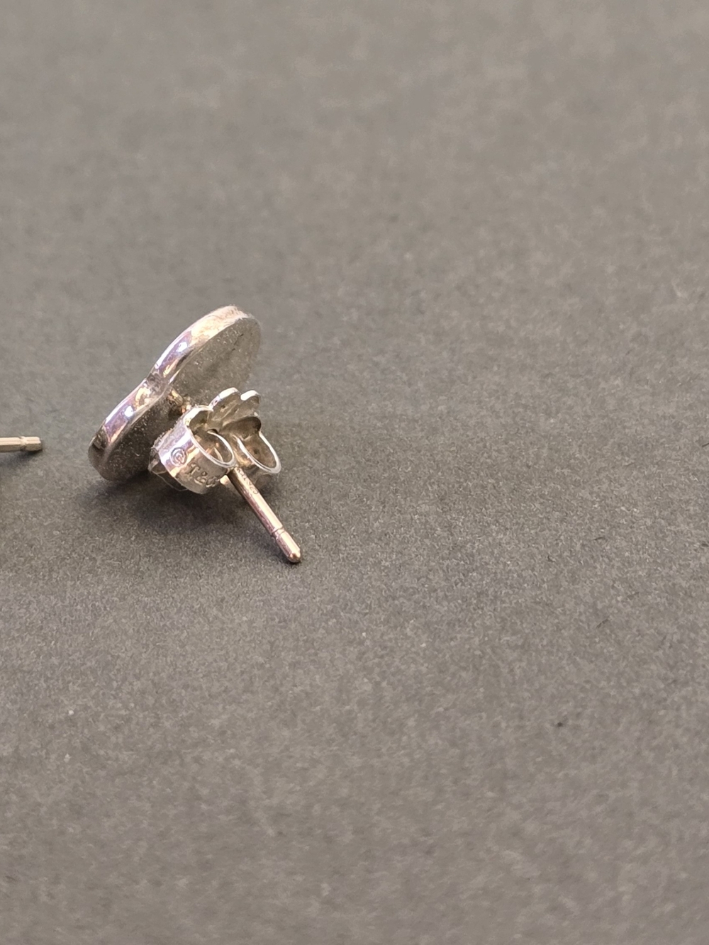 Tiffany & Co. Heart Stud Earrings in Polished Silver - Picture 3 of 3